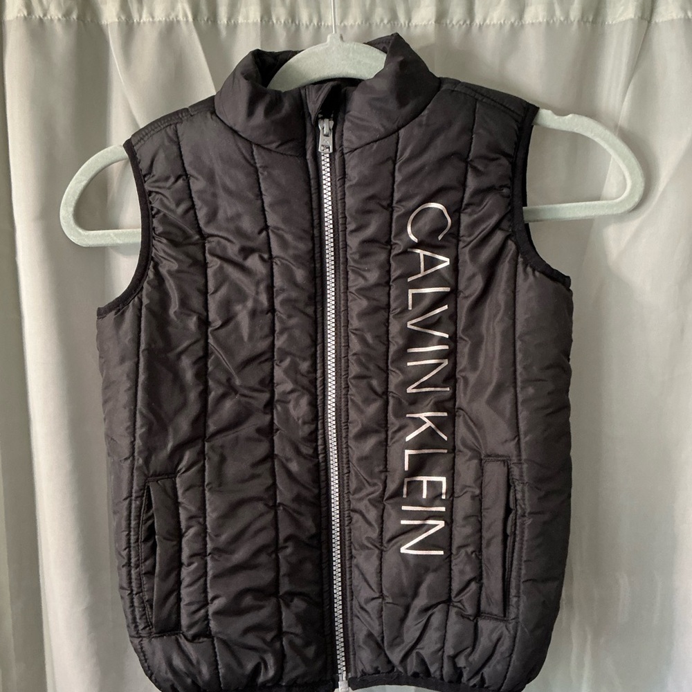 Calvin Klein Black Outerwear puffer vest size 5 girls